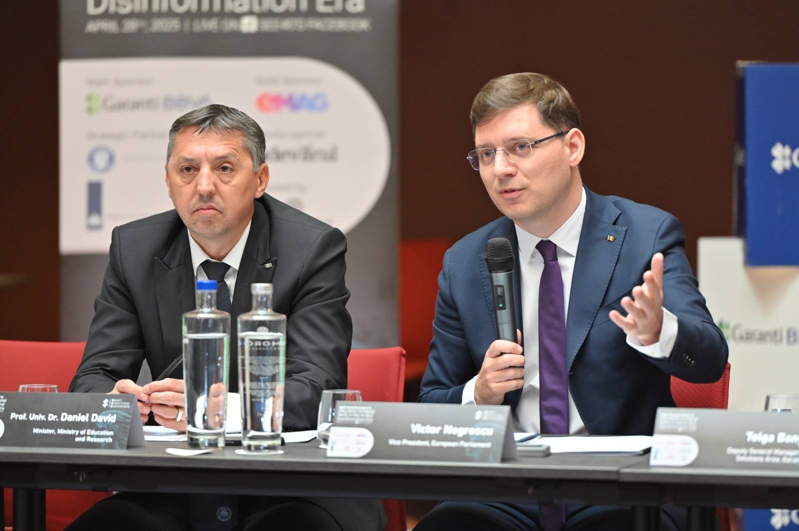 Victor Negrescu: „Fără educație digitală și AI, România rămâne în urmă!”